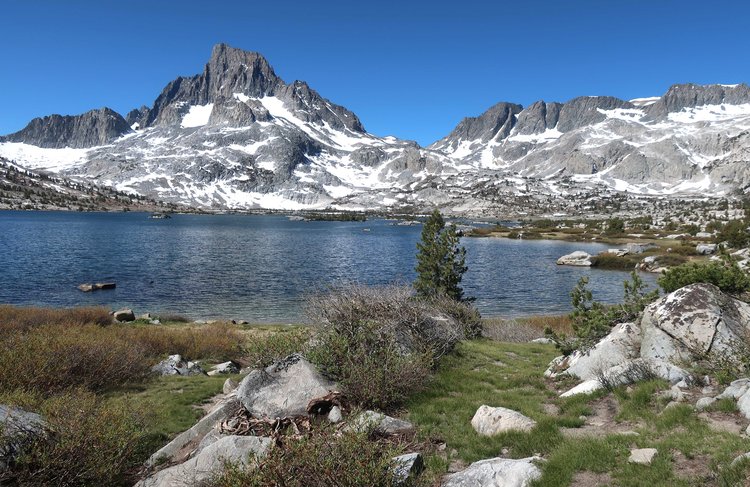 Thousand Island Lake