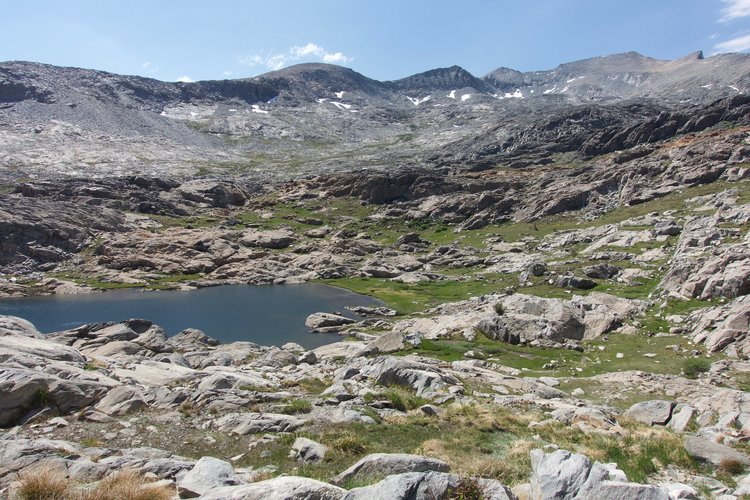 Unnamed tarn at 10183', below Electra Peak
