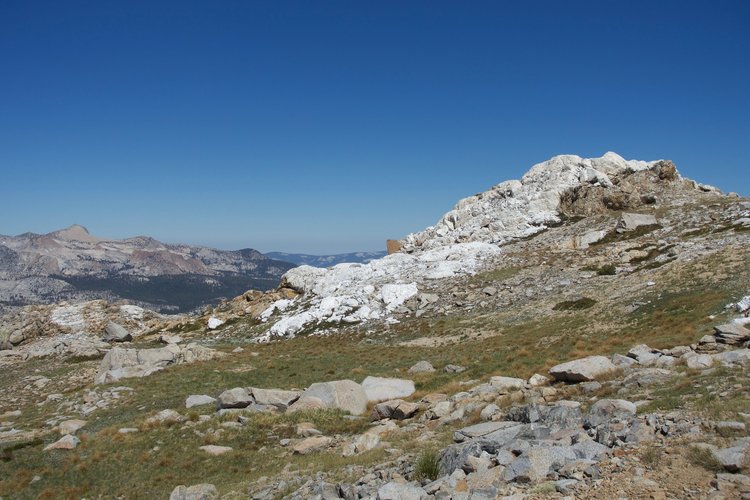 Prominent Quartz Mound -- it's the biggest piece of quartz I've ever seen, easily the size of my house.