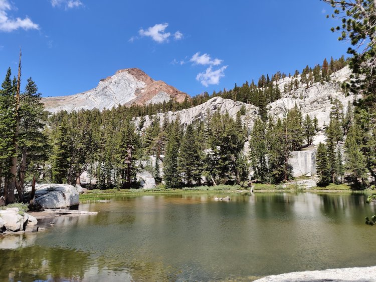Cool unnamed lake at 10k