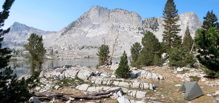 Camp at Sphinx Lake 10546