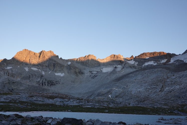 Fading light on Lyell and its cousins