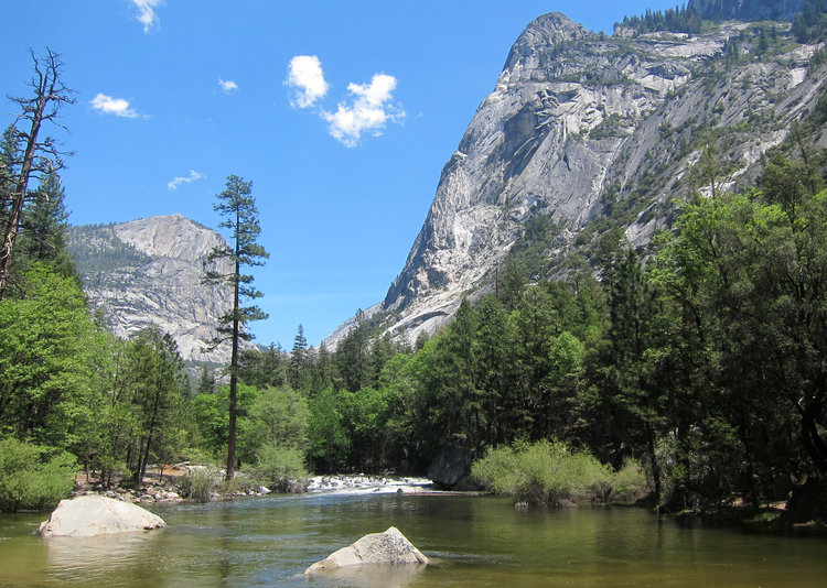 Through Valley and onto Snow Creek Trail
