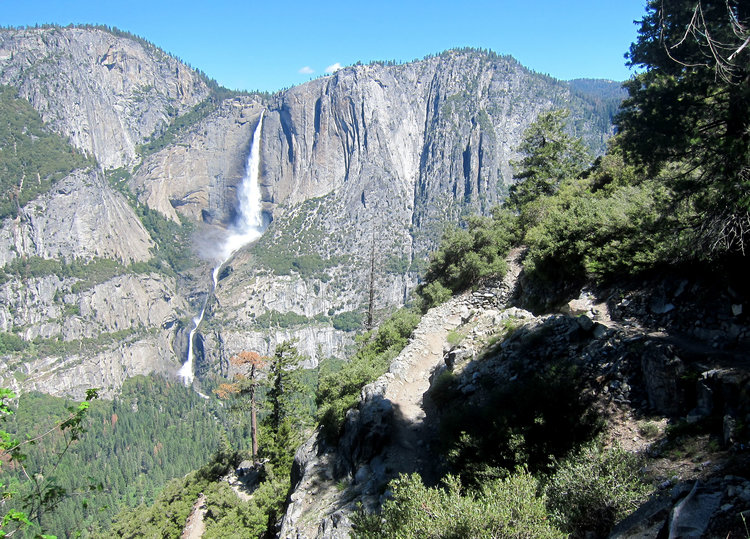Yosemite Falls from Four Mile Trail
