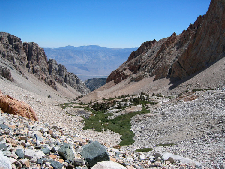 descending from Taboose Pass