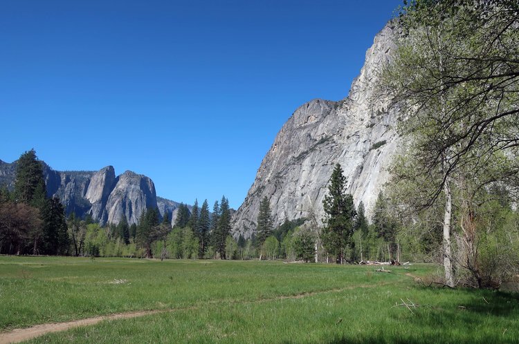 Nice trail next to Merced River