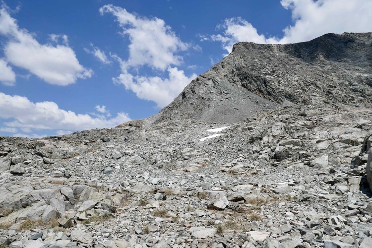 View ENE from below south side of Hudson Pass. Pretty sure I came over lower dip about 1/3 from left side of image. Crazy jumble up there so not absolutely.