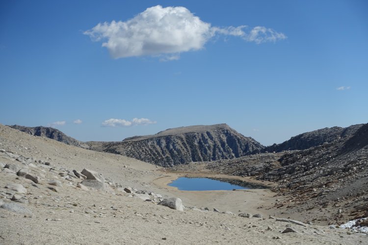 The starkness of Summit Lake and Mono Pass