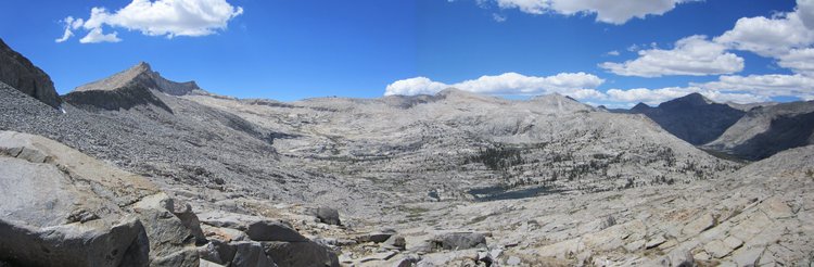 The basin north of Finger Peak