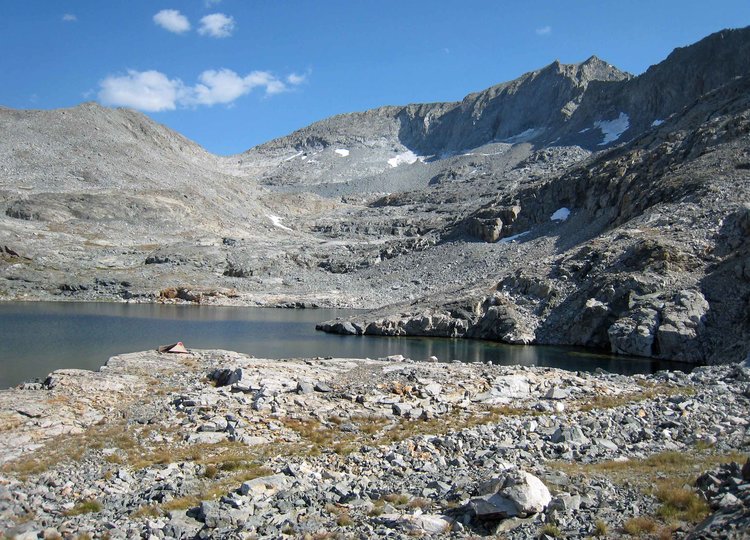 lake below Pants Pass