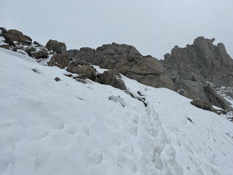 19 snowfield below the Col.jpg