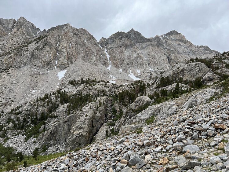 43 last look at the mountains north of Lamarck.jpg