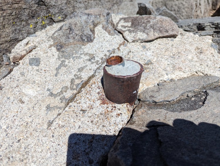 On Mount Rose... I didn't find the register, and didn't find a USGS marker... but I found this rusty thing.