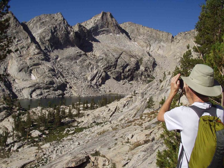 This beautiful unnamed lake is across the Alpine Creek upper valley from Tunemah Peak.