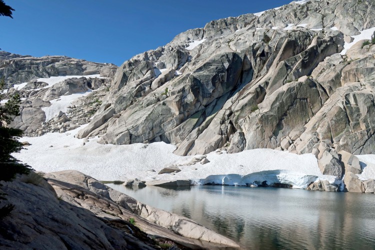 Upper Lewis Lake
