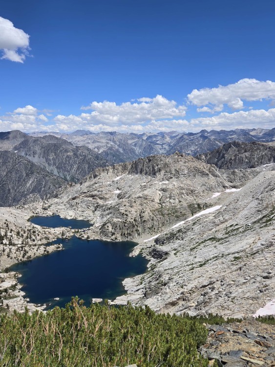 on way to tunemah peak