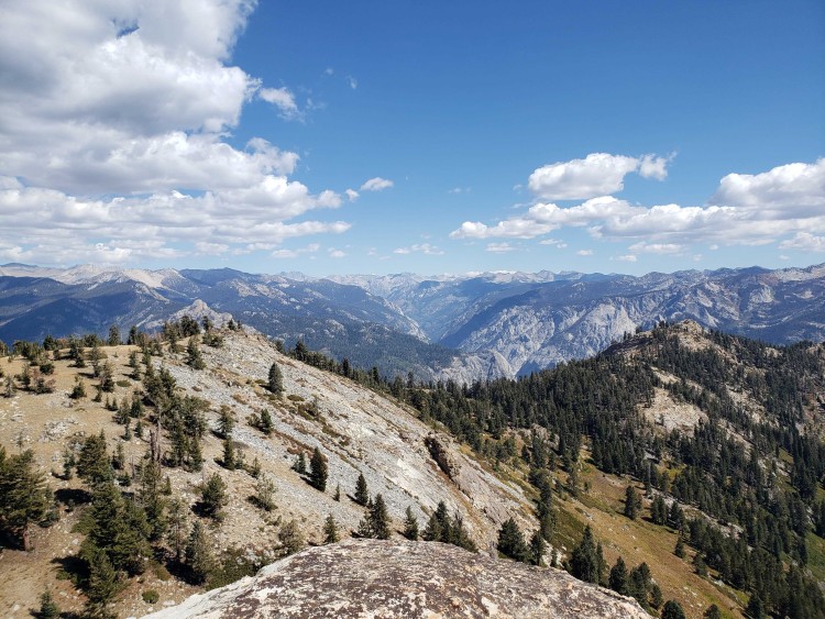 Middle Palisade left of Kings Canyon. Tehipite Dome looks much less impressive from this angle.