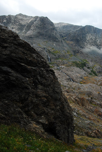goddard lake cliffs72.jpg