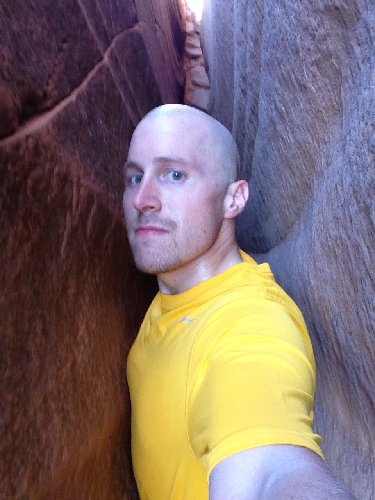Shimmying through Crack-in-the-Wall