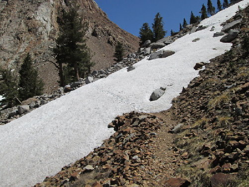 Small snow crossing above Mule lake