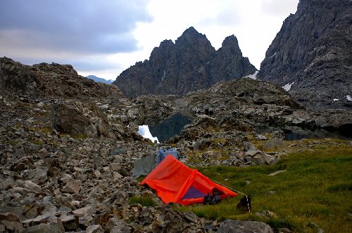 Marginal sleep site on north shore of lake next to Scylla