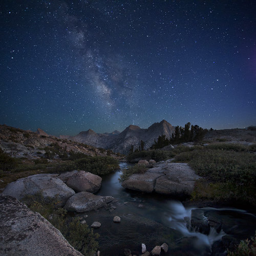 Milky Way over Evolution Basin Peaks