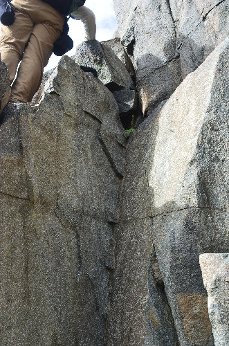 The open book crack on the Pinnacle