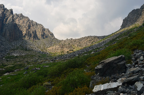 The final head-wall to the lakes. The route we took is to the right.